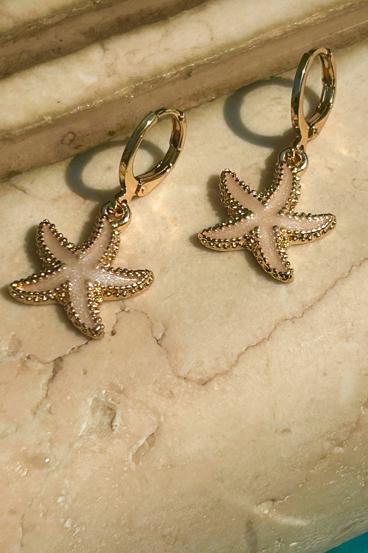 Starfish Huggie Earrings - Sand
